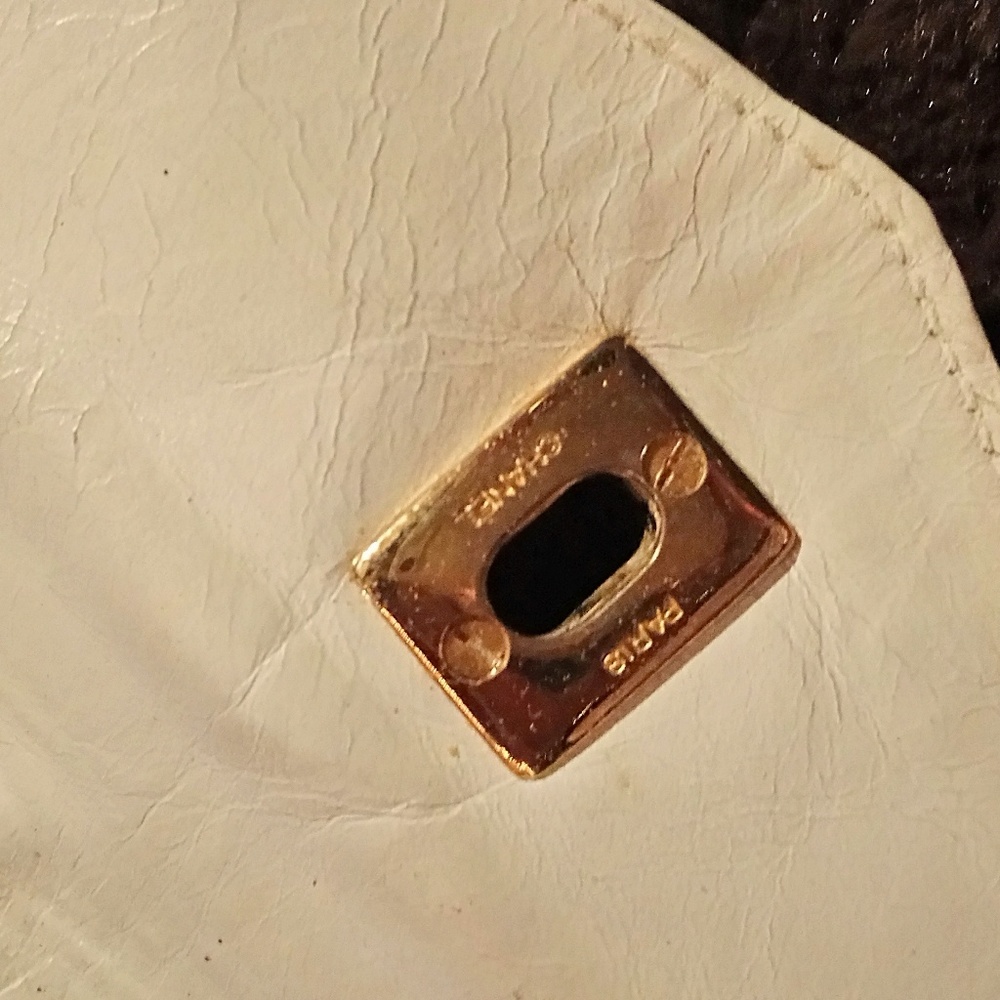 Vintage Chanel Purse - Picture 4 of 6